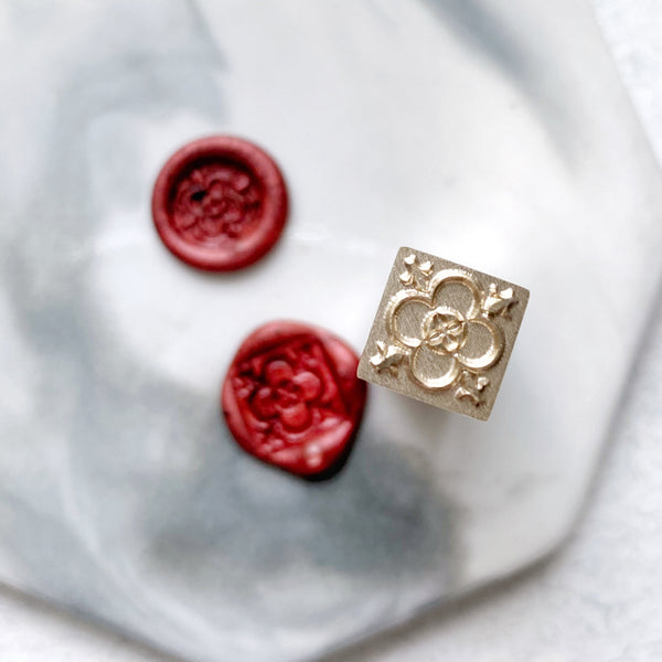 Two-sided Brass Wax Seal Stamp - 4-petals Flower