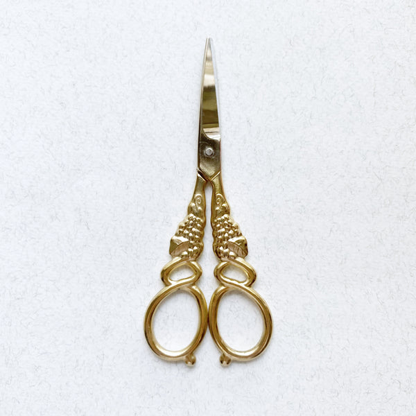 Antique-Style Scissor 10