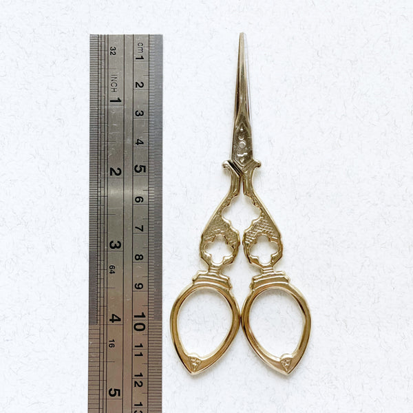 Antique-Style Scissor 8