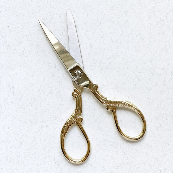 Antique-Style Scissor 9