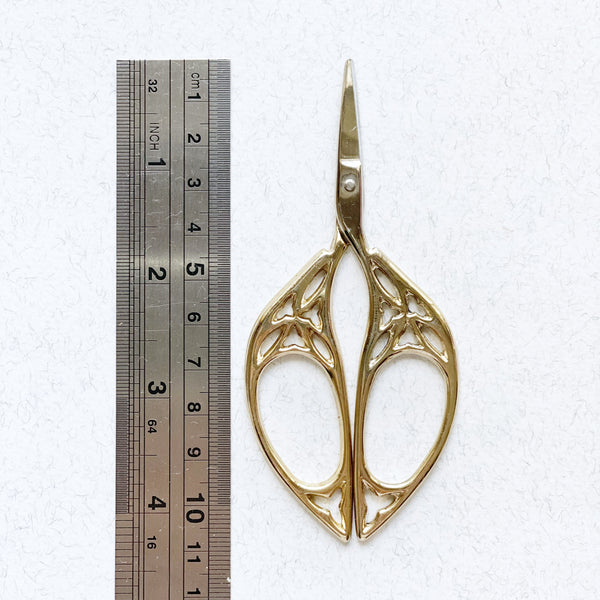 Antique-Style Scissor 7